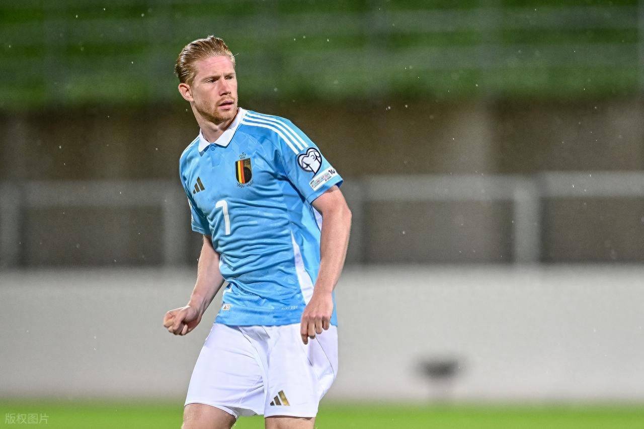 人盯人战术，一段萨利巴紧逼凯恩的短视频走红网络