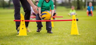 首节哑火随后迅速调整，里夫斯背靠背两战轰下80分