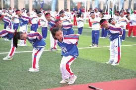 文班亚马首秀30+10+5，马刺力克雷霆