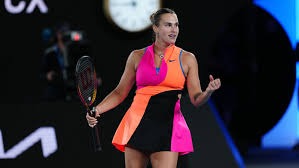 德州扑克中的“剥削性打法”：专门针对对手心理弱点的精确打击。（德州扑克的针对性剥削打法：精准捕捉并打击对手的心理短板）